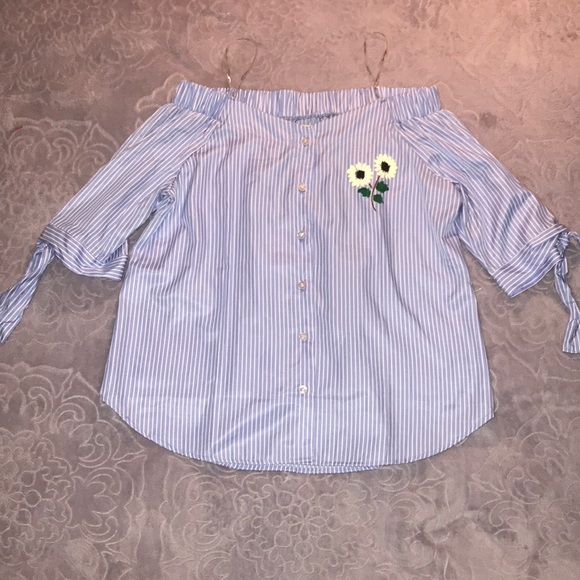 Shirt - Picture 1 of 3